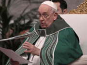 News Room Pope Francis suffers new breathing crisis