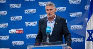 News Room : Israeli Opposition Leader Defends Remarks about Ministers ‘Celebrating’ Gaza Children’s Deaths