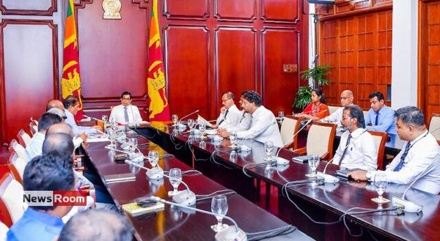 News Room : Ceylon Bank Employees’ Union threatens strike over unresolved issues News Room Ceylon Bank Employees Union threatens strike over