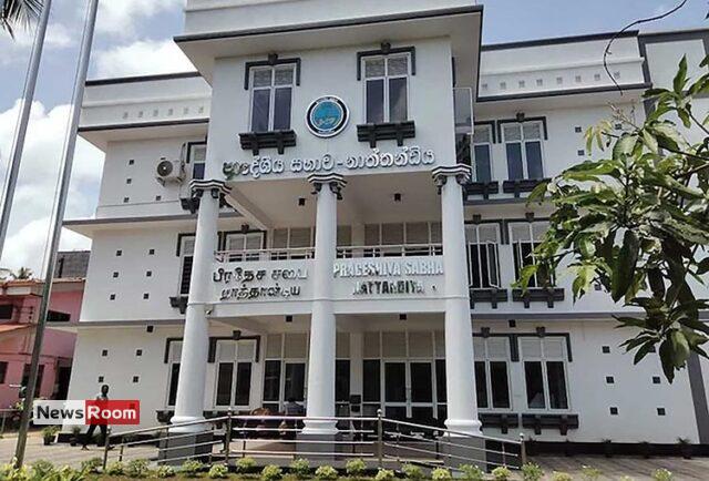 News Room : Chaos erupts at inaugural Nattandiya Pradeshiya Sabha