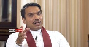 News Room : President and Namal Rajapaksa on Same Flight to Maldives Amidst Arrest Warrant