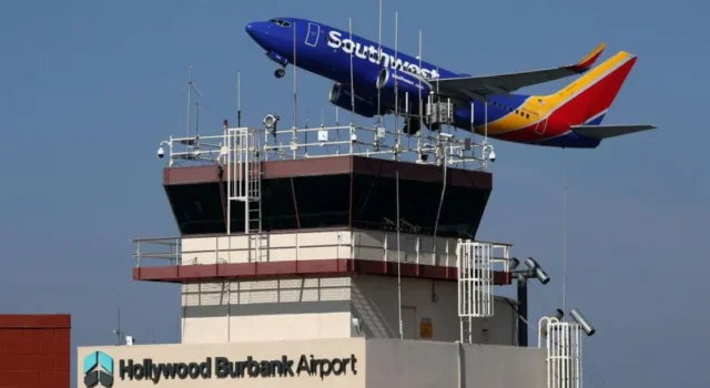 News Room : Southwest flight plummets, injuring flight attendants News Room Southwest flight plummets injuring flight attendants.webp