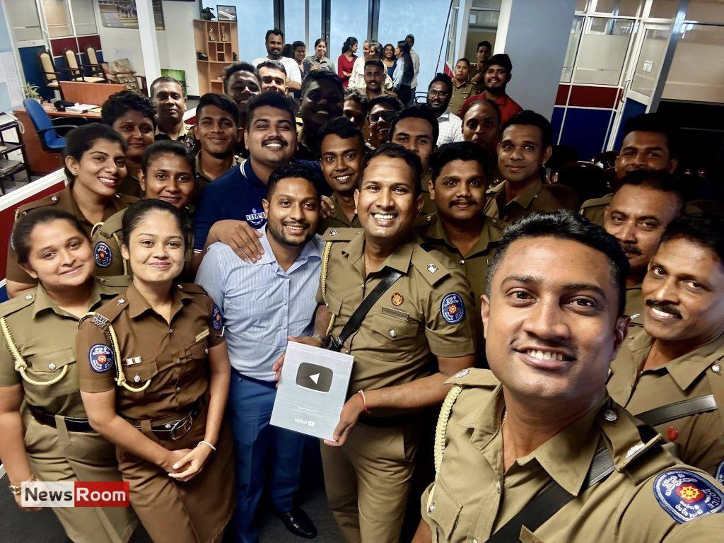 News Room : Sri Lanka Police receives YouTube Silver Play