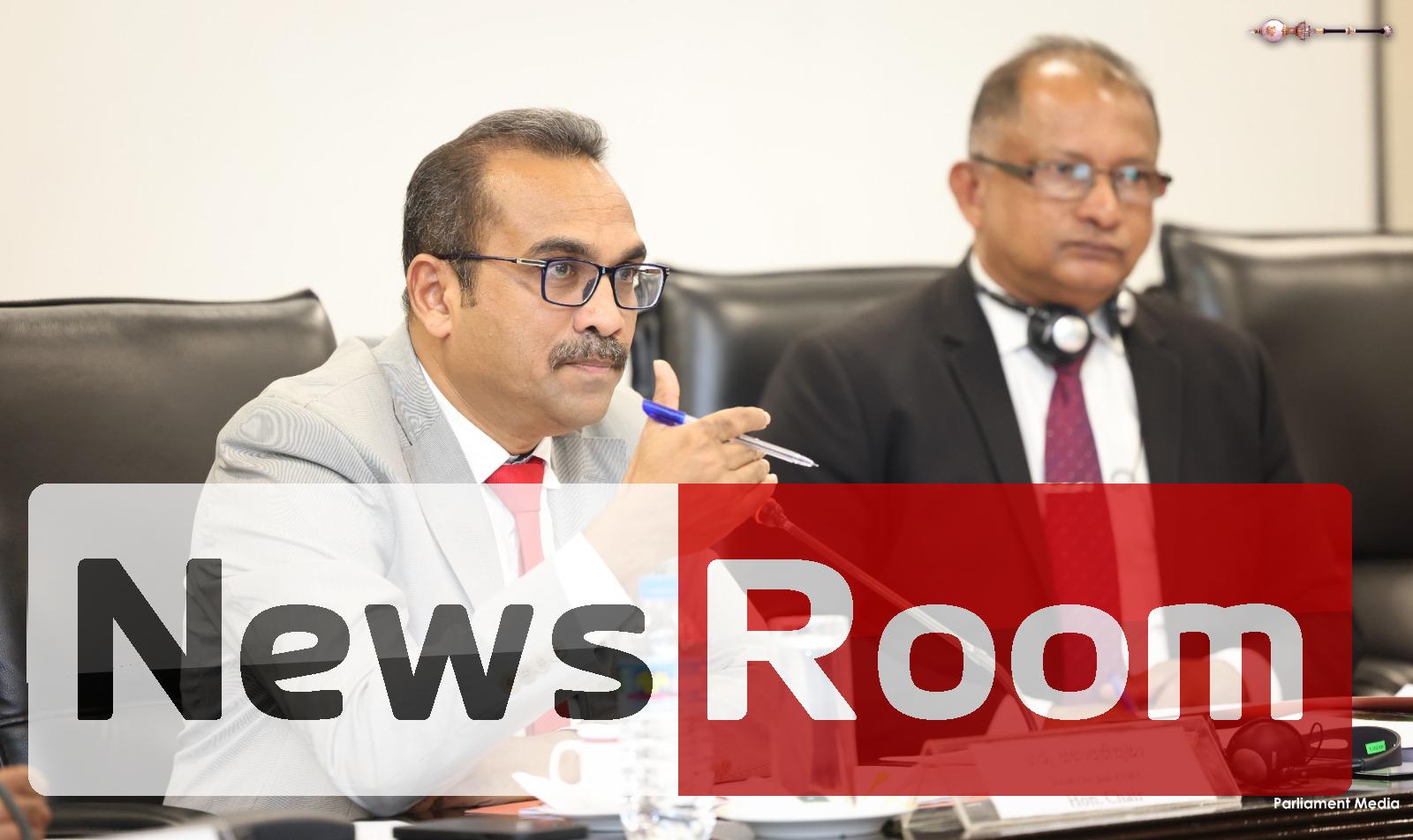 News Room : Gazette to Make Seat Belts Compulsory on