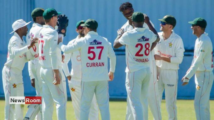 News Room : Mitchell puts New Zealand ahead despite middle-order collapse