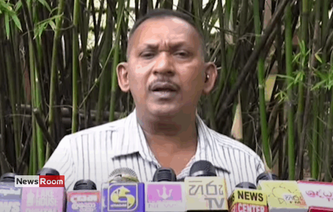 News Room : Three-Wheeler Drivers Oppose Issuing Tourist Driving Permits at BIA