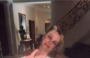 News Room Britney Spears worries fans with claims her