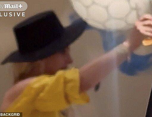 News Room Erratic Britney Spears risks her life on