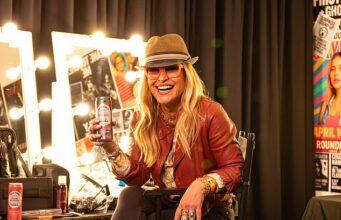 News Room Iconic 2000s pop powerhouse Anastacia reveals her