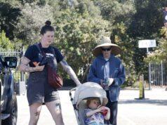 News Room : Ireland Baldwin enjoys family hike with mom Kim Basinger after revealing dad Alec was her ‘rock’ during REHAB stint