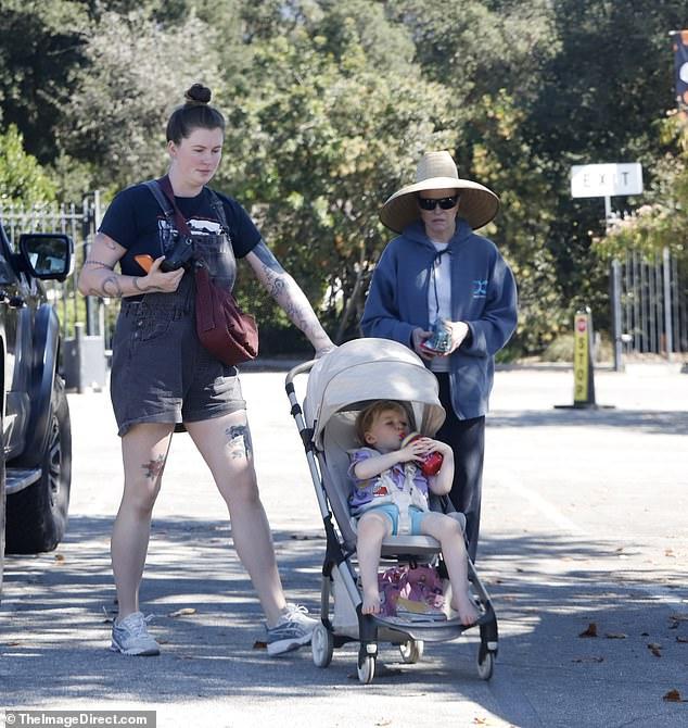 News Room : Ireland Baldwin enjoys family hike with mom