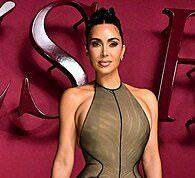 News Room Kim Kardashian steals spotlight in VERY dramatic