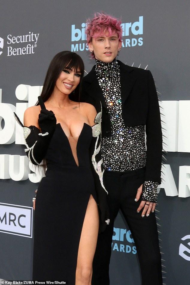 News Room : Megan Fox and Machine Gun Kelly reconcile