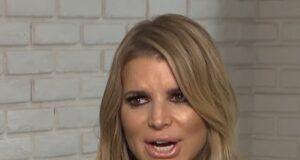 News Room : Jessica Simpson reveals Ashton Kutcher’s bizarre reaction to finding out she was still a virgin at 22