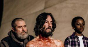 News Room : Keanu Reeves, 61, flaunts buff body as he strips down to UNDERWEAR for blood-soaked Waiting for Godot encore