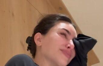 News Room : Kim Kardashian cries hysterically in video detailing her bar failure: ‘I feel like my brain is going to explode’ News Room Kim Kardashian cries hysterically in video detailing