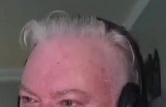 News Room : Kyle Sandilands breaks down over the death of his good mate and mentor John Laws News Room Kyle Sandilands breaks down over the death