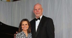 News Room : Lisa Wilkinson and Peter FitzSimons downsize to $16.5million luxury ‘Castle’ – just days after selling lavish Sydney mansion