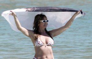 News Room : Bikini-clad Heidi Klum, 52, dries off with a towel emblazoned with toyboy husband Tom Kaulitz’s FACE as they hit beach in sun-soaked St. Barths