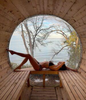 News Room Nina Dobrev shows ex fiance Shaun White what