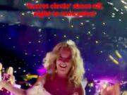 News Room Penny Lancaster kicks off her shoes and