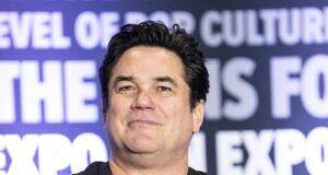 News Room : Dean Cain says Alex Pretti who was shot and killed by federal agents in Minneapolis ‘certainly wasn’t just being a peaceful protester’