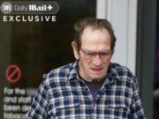 News Room : Fears for frail and limping Tommy Lee Jones as he’s seen for first time since daughter’s shock death at 34… prompting tragic admission from insiders News Room Fears for frail and limping Tommy Lee