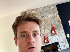 News Room : Grant Denyer shocks as he strips COMPLETELY NAKED and goes skinny dipping on air: ‘Are you ready?’