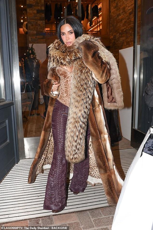 News Room : Kim Kardashian stuns in dramatic fur coat
