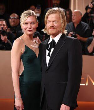 News Room Kirsten Dunst takes a jab with angry