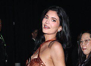 News Room Kylie Jenner shimmers in show stopping gown to