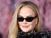 News Room Nicole Kidman reveals her wig again at