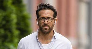 News Room : Ryan Reynolds TORCHED by fans over ‘cringe’ email he allegedly sent to It Ends With Us author Colleen Hoover News Room Ryan Reynolds TORCHED by fans over cringe