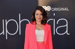 News Room : Sydney Sweeney’s Euphoria co-star accuses Lyft driver of stealing package filled with $1,000 in cash News Room Sydney Sweeneys Euphoria co star accuses Lyft driver