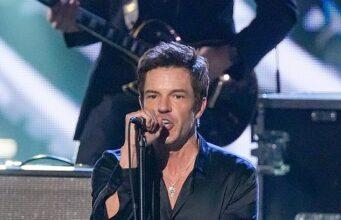 News Room : The Killers frontman Brandon Flowers reveals when fans can expect a new album as he confirms band have ‘been writing’ after five-year wait News Room The Killers frontman Brandon Flowers reveals when