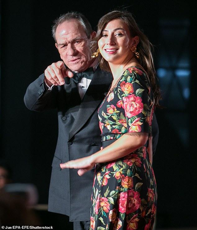News Room : Tommy Lee Jones breaks silence on daughter
