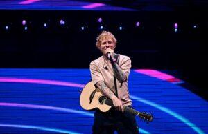 News Room : Ed Sheeran stuns crowd as he puts on secret show in Sydney: ‘This is everything!’