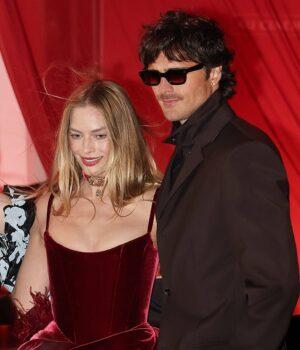 News Room : Everyone is saying the same thing about Jacob Elordi’s ‘romantic’ move towards Margot Robbie at Wuthering Heights Paris premiere News Room Everyone is saying the same thing about