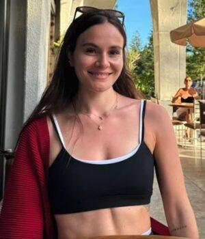 News Room Holly Ramsay showcases her abs in a