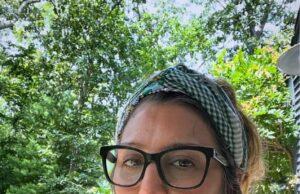 News Room : Jennifer Esposito tearfully moves out of the house she mortgaged to make her movie News Room Jennifer Esposito tearfully moves out of the