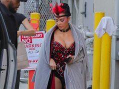 News Room : Kim Kardashian’s life of a showgirl! Reality star channels nemesis Taylor Swift on set of new movie set in Las Vegas