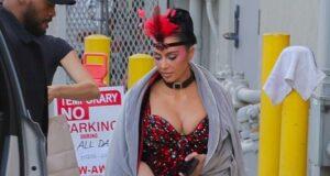 News Room : Kim Kardashian’s life of a showgirl! Reality star channels nemesis Taylor Swift on set of new movie set in Las Vegas