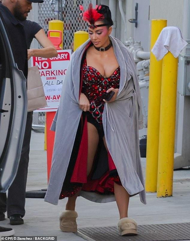 News Room : Kim Kardashian's life of a showgirl! Reality