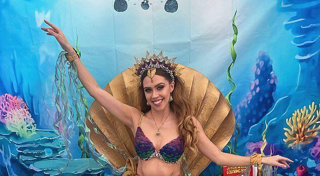 News Room : Reality TV star loses her entire online business after it is DELETED from social media without explanation News Room Reality TV star loses her entire online