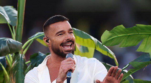 News Room Ricky Martin leaves Super Bowl viewers perplexed