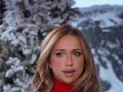 News Room Tate McRae infuriates Canadians by ditching home