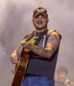 News Room Zach Bryan slams Kid Rocks Turning Point