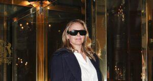 News Room : Alicia Silverstone, 49, is the epitome of Parisian chic as she steps out amid city’s annual Fashion Week – 31 years after her iconic role in Clueless