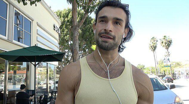 News Room Britney Spearss Iranian American ex Sam Asghari delivers