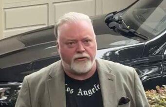 News Room Celebrities plug their brands as they offer